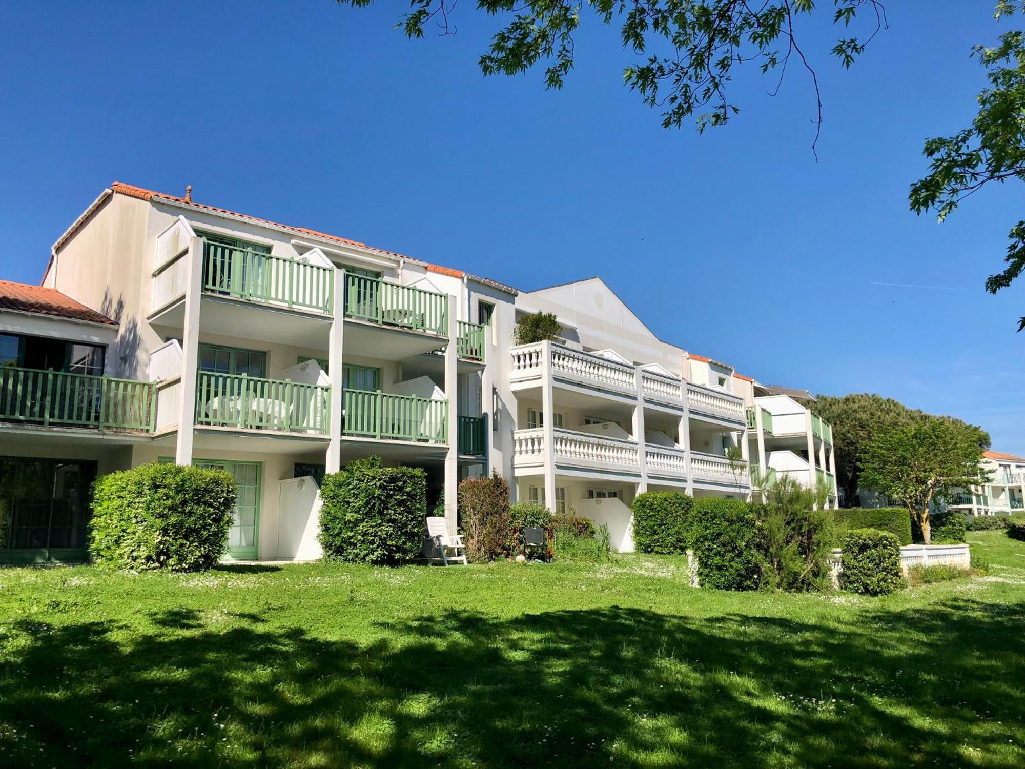 Terrasse Sur Green Port Bourgenay Talmont-Saint-Hilaire Exterior foto